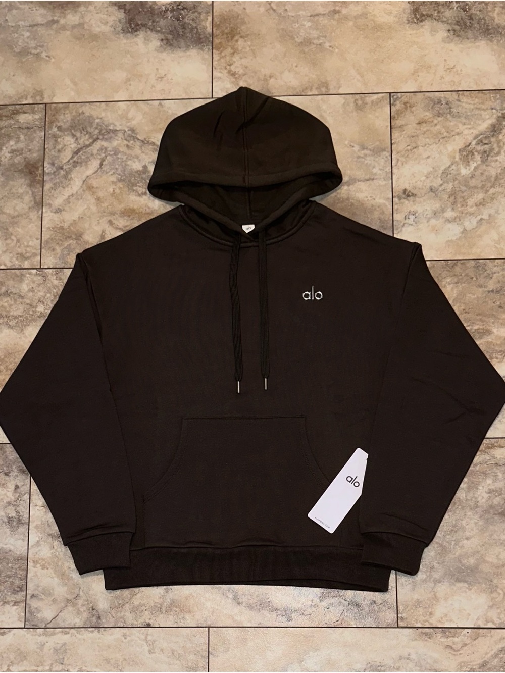 Alo Yoga Accolade Hoodie Espresso Brown NWT Unisex Pullover Sweatshirt Medium